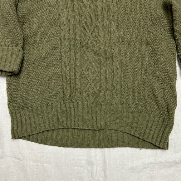 Green Wool Cable Knit Turtleneck Sweater - Picture 5 of 9